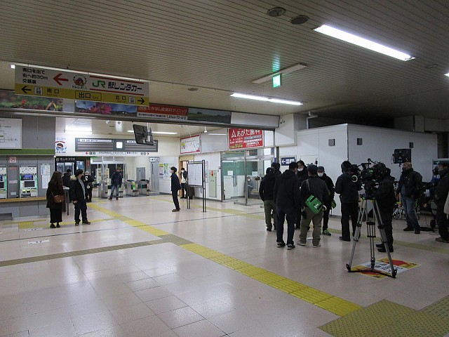 JR苫小牧駅での撮影の様子