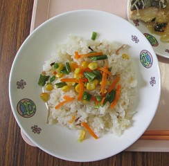 そずり鍋、ココロ米ごはん、津山産米麺汁、代満て寿司(しろみてずし)