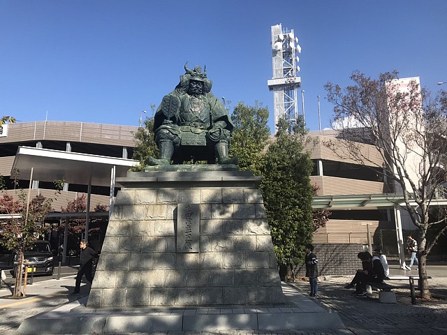 武田信玄公の銅像